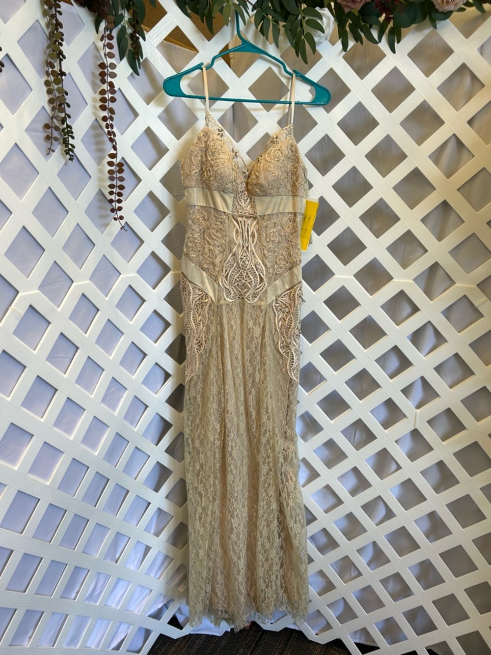 Nocturne Antique Champagne Lace Beaded Maxi Dress Size 6 Formal Evening